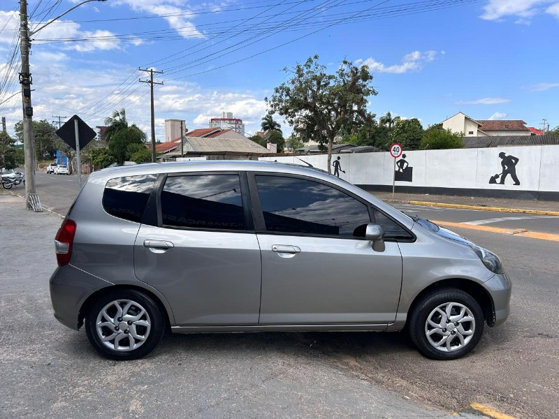 HONDA FIT LX 1.4/ 1.4 FLEX 8V/16V 5P MEC. 2004/2004 LS MULTIMARCAS VENÂNCIO AIRES / Carros no Vale