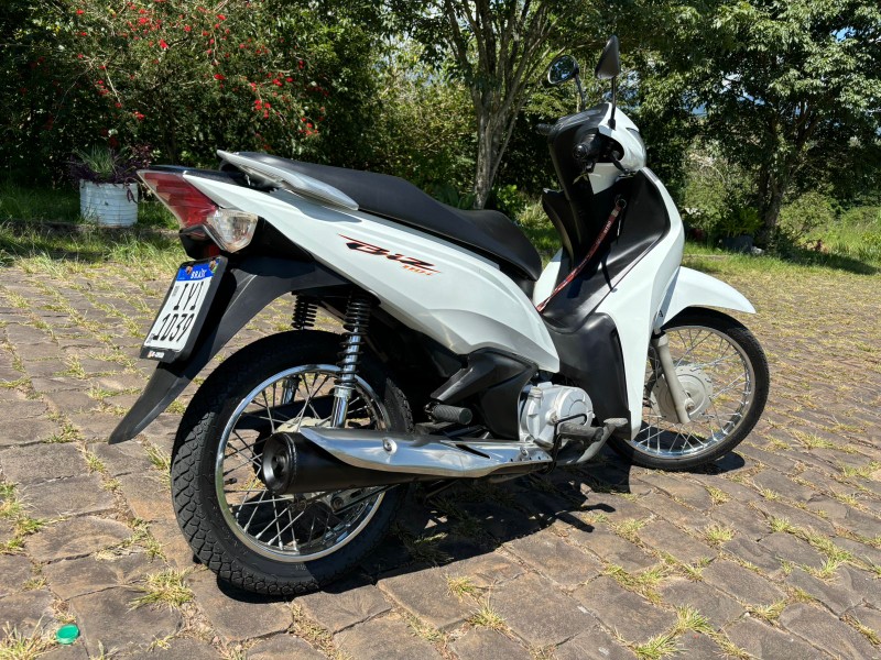 HONDA MOTOS BIZ 110I /2018 RT 811 VEÍCULOS ARROIO DO MEIO / Carros no Vale