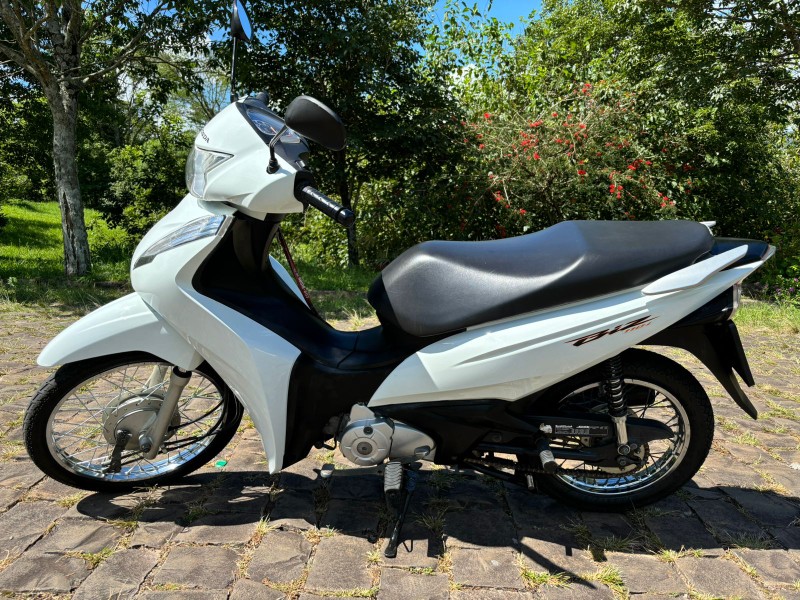 HONDA MOTOS BIZ 110I /2018 RT 811 VEÍCULOS ARROIO DO MEIO / Carros no Vale