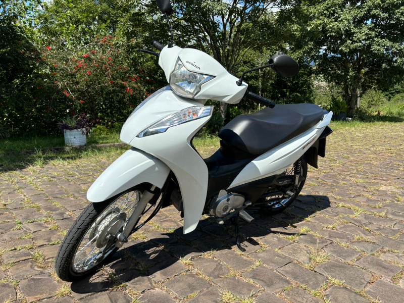 HONDA MOTOS BIZ 110I /2018 RT 811 VEÍCULOS ARROIO DO MEIO / Carros no Vale