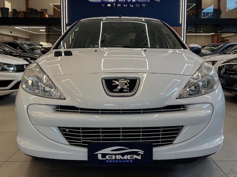 PEUGEOT 207PASSION XR 1.4 2013/2013 LEHMEN VEÍCULOS VENÂNCIO AIRES / Carros no Vale