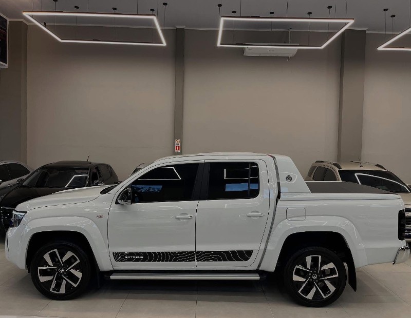 VOLKSWAGEN AMAROK 3.0 V6 EXTREME CD 4X4 AUTOMÁTICO 2025/2025 LEHMEN VEÍCULOS VENÂNCIO AIRES / Carros no Vale