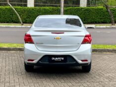 CHEVROLET PRISMA SED. LT 1.4 8V FLEXPOWER 4P 2017/2018 DUARTE VEÍCULOS PORTO ALEGRE / Carros no Vale