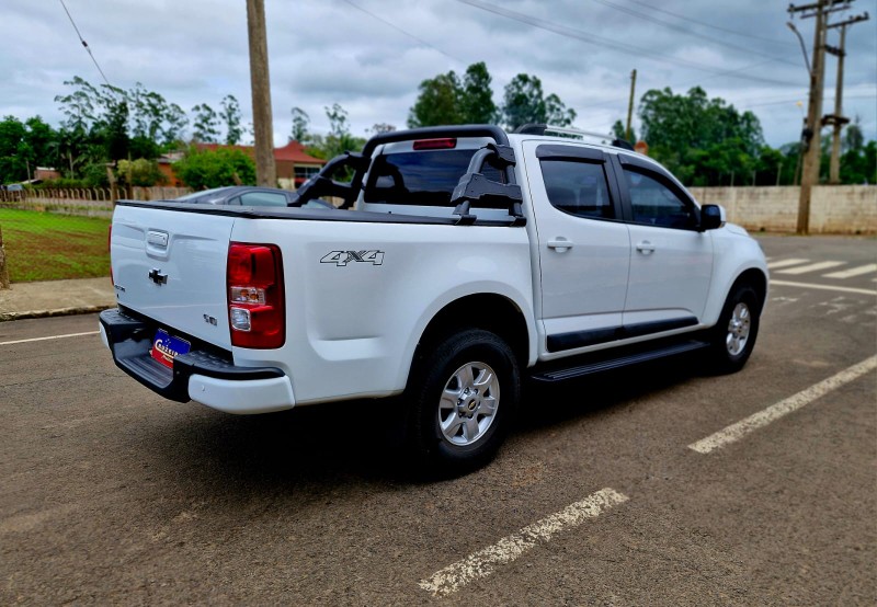 CHEVROLET S10 2.8 16V TURBO DIESEL LT CD 4X4 AUTOMÁTICO 2016/2015 CRUZEIRO MULTIMARCAS CRUZEIRO DO SUL / Carros no Vale