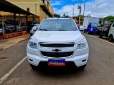 CHEVROLET S10 2.8 16V TURBO DIESEL LT CD 4X4 AUTOMÁTICO 2016/2015 CRUZEIRO MULTIMARCAS CRUZEIRO DO SUL / Carros no Vale