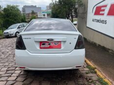 FORD FIESTA SEDAN 1.6 8V FLEX 2013/2013 ELY AUTOMÓVEIS LAJEADO / Carros no Vale