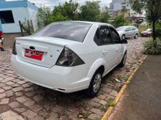 FORD FIESTA SEDAN 1.6 8V FLEX 2013/2013 ELY AUTOMÓVEIS LAJEADO / Carros no Vale