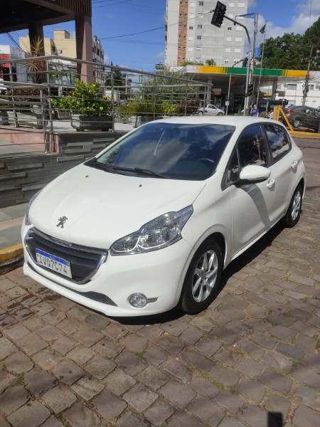 PEUGEOT 208 ACTIVE 1.5 PACK 2014/2015 ALTERNATIVA VEÍCULOS LAJEADO / Carros no Vale