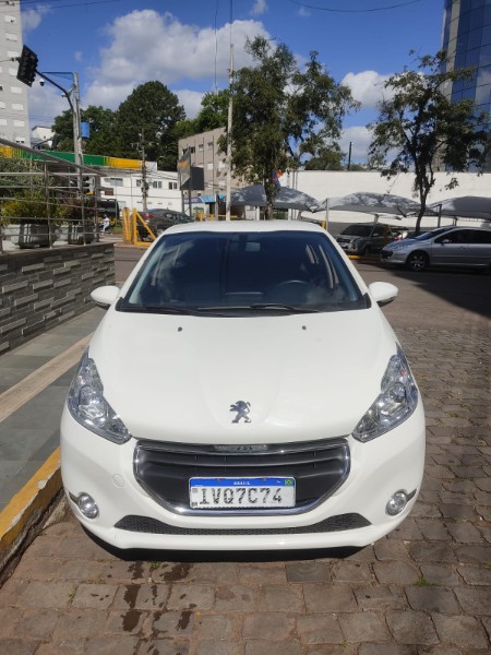 PEUGEOT 208 ACTIVE 1.5 PACK 2014/2015 ALTERNATIVA VEÍCULOS LAJEADO / Carros no Vale