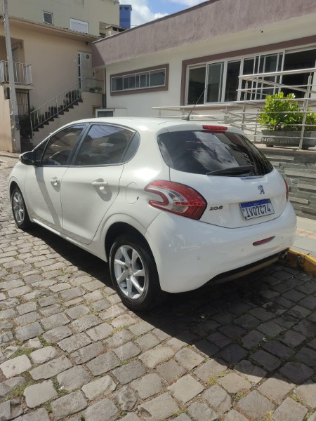 PEUGEOT 208 ACTIVE 1.5 PACK 2014/2015 ALTERNATIVA VEÍCULOS LAJEADO / Carros no Vale