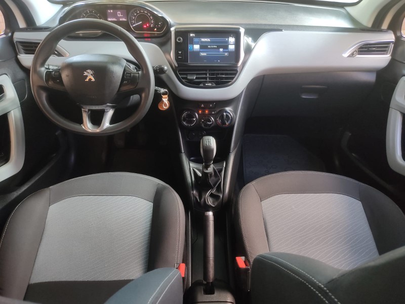 PEUGEOT 208 ACTIVE 1.5 PACK 2014/2015 ALTERNATIVA VEÍCULOS LAJEADO / Carros no Vale