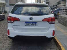 KIA SORENTO EX2 2.4 2013/2014 ALTERNATIVA VEÍCULOS LAJEADO / Carros no Vale