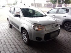 FIAT UNO VIVACE 1.0 2013/2013 TS VEÍCULOS ANTA GORDA / Carros no Vale