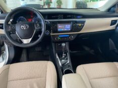 TOYOTA COROLLA 2.0 ALTIS 16V FLEX 4P AUTOMÁTICO 2015/2016 TONHO AUTOMÓVEIS LAJEADO / Carros no Vale