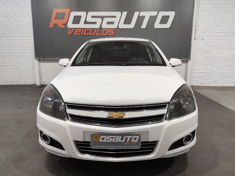 CHEVROLET VECTRA GT VECTRA 2.0 MPFI GT HATCH 8V FLEX 4P MANUAL 2011/2011 ROSAUTO VEÍCULOS VENÂNCIO AIRES / Carros no Vale