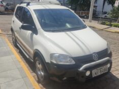 VOLKSWAGEN CROSSFOX 1.6 2007/2008 ALTERNATIVA VEÍCULOS LAJEADO / Carros no Vale