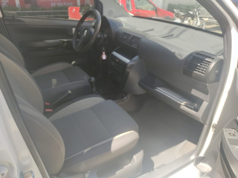 VOLKSWAGEN CROSSFOX 1.6 2007/2008 ALTERNATIVA VEÍCULOS LAJEADO / Carros no Vale