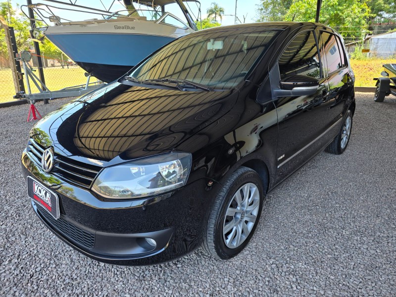 VOLKSWAGEN FOX PRIME 1.6 MI 8V 4P 2011/2011 KOKA MULTIMARCAS | PRAMOTO ESTRELA / Carros no Vale