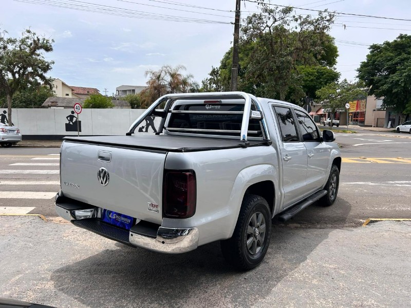 VOLKSWAGEN AMAROK SE CD 2.0 16V TDI 4X4 DIESEL 2011/2011 LS MULTIMARCAS VENÂNCIO AIRES / Carros no Vale