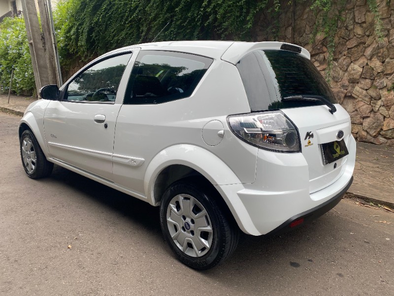 FORD KA 1.0 8V FLEX 2012/2013 ESTAÇÃO DO CARRO ESTRELA / Carros no Vale