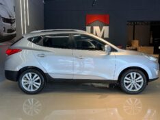 HYUNDAI IX35 2.0 16V 2WD 2014/2015 JM AUTOMÓVEIS VENÂNCIO AIRES / Carros no Vale