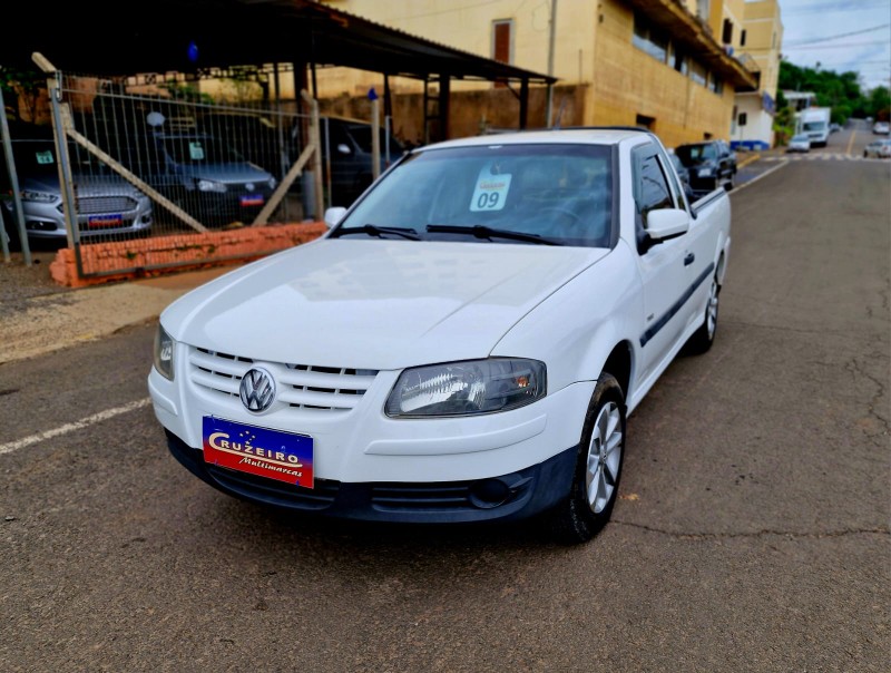 VOLKSWAGEN SAVEIRO 1.6 TREND 8V 2009/2009 CRUZEIRO MULTIMARCAS CRUZEIRO DO SUL / Carros no Vale