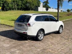 MITSUBISHI OUTLANDER 4X4 3.0 V6 24V 2014/2015 BOSCO AUTOMÓVEIS GUAPORÉ / Carros no Vale