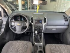 CHEVROLET S10 2.4 LT 4X2 CD 8V FLEX 4P MANUAL 2013/2014 BOSCO AUTOMÓVEIS GUAPORÉ / Carros no Vale