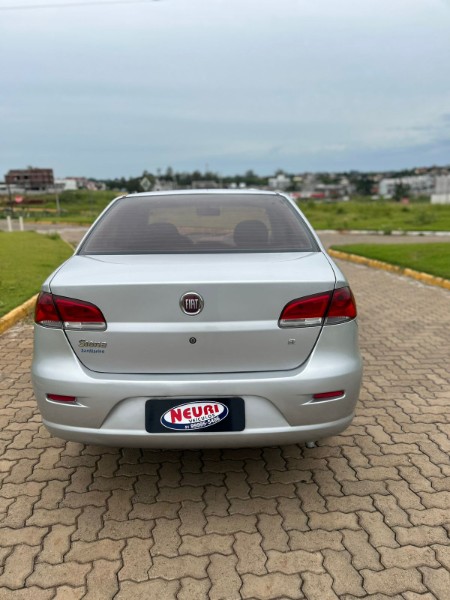 FIAT SIENA 1.0 EL FIRE 8V 2010 2010/2011 NEURI VEÍCULOS LAJEADO / Carros no Vale