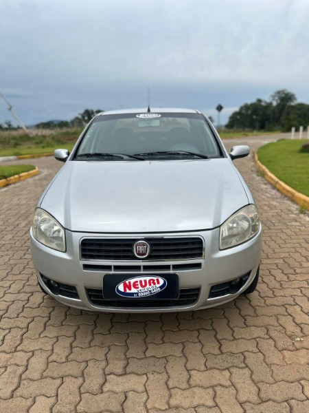 FIAT SIENA 1.0 EL FIRE 8V 2010 2010/2011 NEURI VEÍCULOS LAJEADO / Carros no Vale