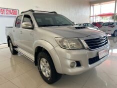 TOYOTA HILUX 3.0 SRV 4X4 CD 16V TURBO INTERCOOLER DIESEL 4P AUTOMÁTICO 2012/2012 TONHO AUTOMÓVEIS LAJEADO / Carros no Vale