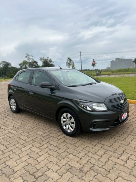 CHEVROLET ONIX HATCH JOY 1.0 8V FLEX 5P MEC. 2018/2019 NEURI VEÍCULOS LAJEADO / Carros no Vale