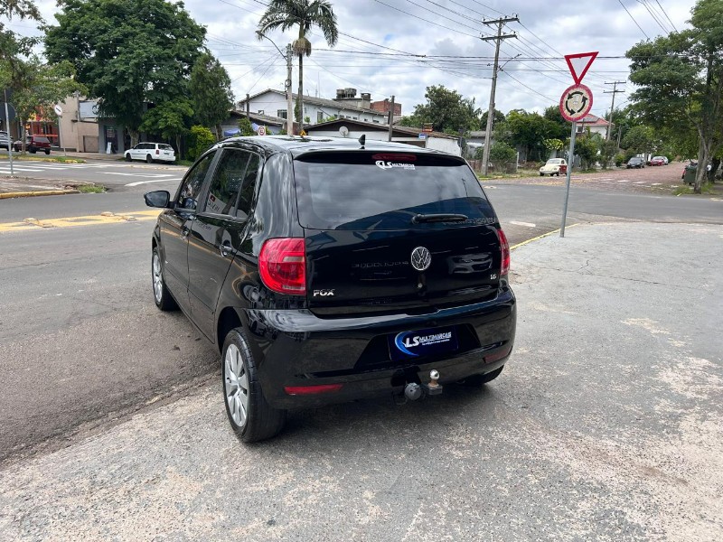 VOLKSWAGEN FOX 1.6 MI 8V TOTAL FLEX 2013/2013 LS MULTIMARCAS VENÂNCIO AIRES / Carros no Vale