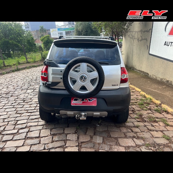 VOLKSWAGEN CROSSFOX 1.6 2006/2006 ELY AUTOMÓVEIS LAJEADO / Carros no Vale