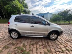 VOLKSWAGEN CROSSFOX 1.6 2006/2006 ELY AUTOMÓVEIS LAJEADO / Carros no Vale