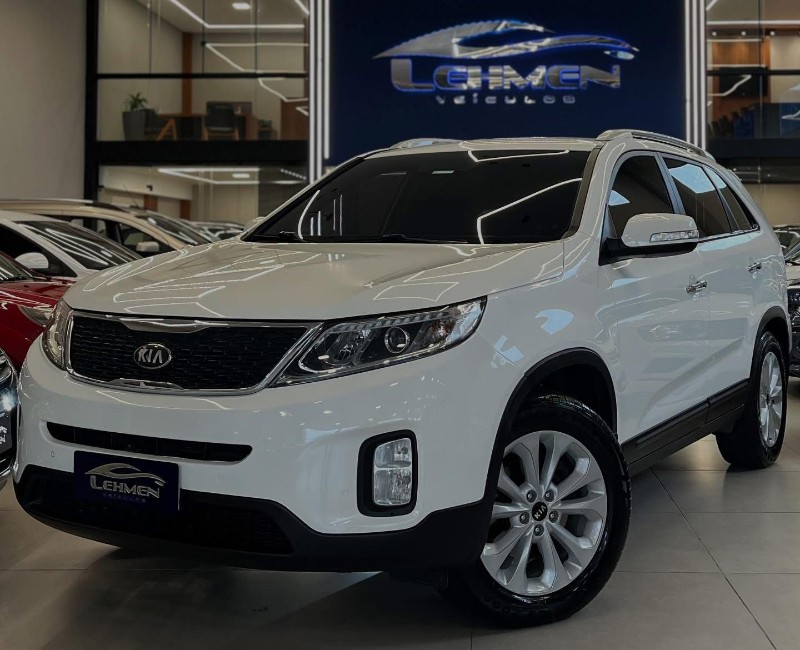 KIA SORENTO 2.4 2014/2014 LEHMEN VEÍCULOS VENÂNCIO AIRES / Carros no Vale