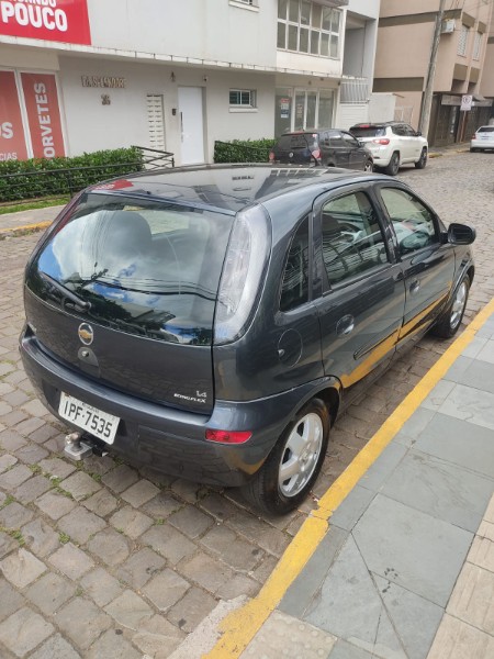 CHEVROLET CORSA PREMIUM HATCH 1.4 2008/2009 ALTERNATIVA VEÍCULOS LAJEADO / Carros no Vale