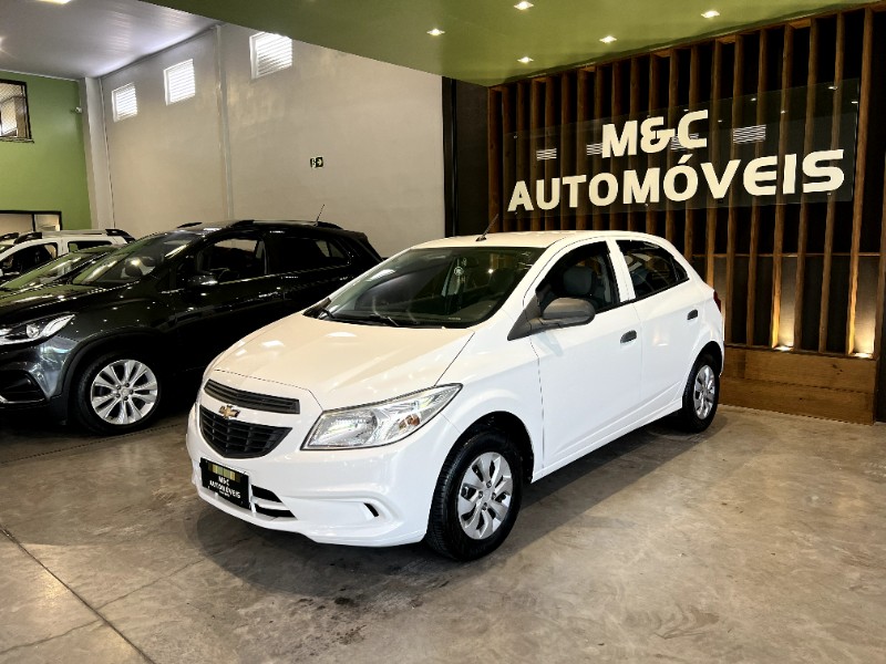 CHEVROLET ONIX 1.0 LS 8V 2013/2014 M&C AUTOMÓVEIS CAXIAS DO SUL / Carros no Vale