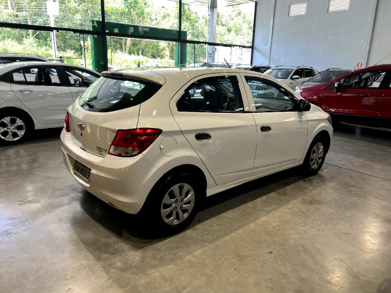 CHEVROLET ONIX 1.0 LS 8V 2013/2014 M&C AUTOMÓVEIS CAXIAS DO SUL / Carros no Vale