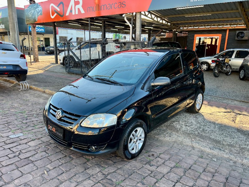 VOLKSWAGEN FOX 1.0 MI 8V TOTAL FLEX 2P 2006/2006 AR MULTIMARCAS VENÂNCIO AIRES / Carros no Vale