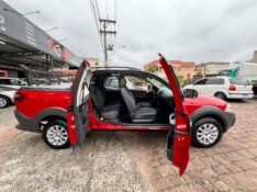 FIAT STRADA WORKING CELEBRATION CD 1.4 2015/2015 AR MULTIMARCAS VENÂNCIO AIRES / Carros no Vale