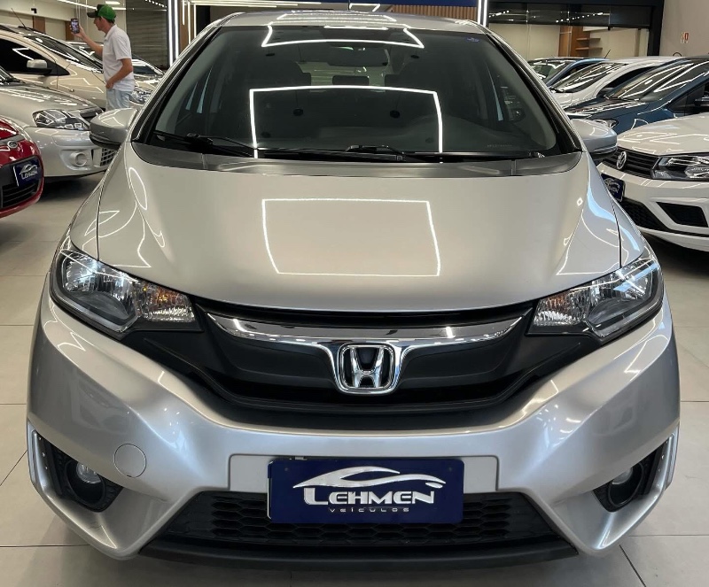 HONDA FIT 1.5 LX 16V 2015/2015 LEHMEN VEÍCULOS VENÂNCIO AIRES / Carros no Vale