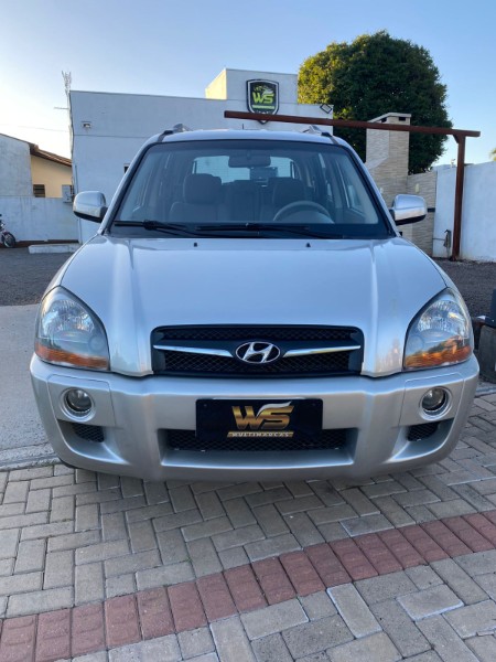 HYUNDAI TUCSON 2.0 16V 2009/2009 WS MULTIMARCAS VENÂNCIO AIRES / Carros no Vale