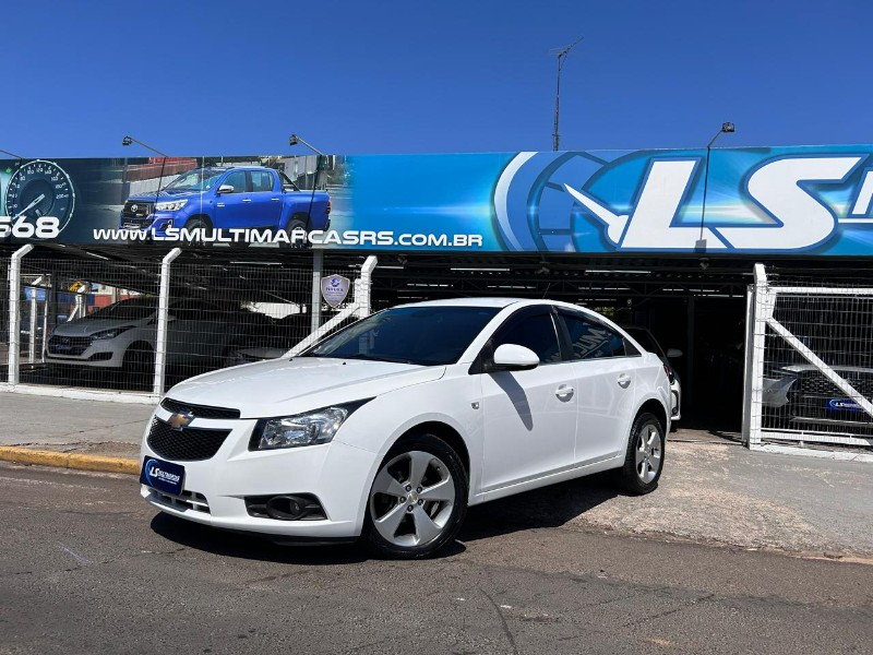 CHEVROLET CRUZE LT 1.8 16V FLEXPOWER MEC. 2014/2014 LS MULTIMARCAS VENÂNCIO AIRES / Carros no Vale