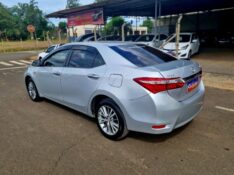 TOYOTA COROLLA 2.0 XEI 2015/2015 CRUZEIRO MULTIMARCAS CRUZEIRO DO SUL / Carros no Vale