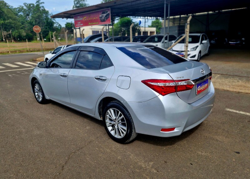 TOYOTA COROLLA 2.0 XEI 2015/2015 CRUZEIRO MULTIMARCAS CRUZEIRO DO SUL / Carros no Vale