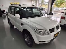 MITSUBISHI PAJERO TR4 2.0 4X2 16V 140CV FLEX 4P MANUAL /2015 BELAVENDA AUTOMÓVEIS ARROIO DO MEIO / Carros no Vale