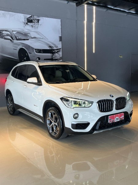 BMW X1 2.0 16V TURBO ACTIVE SDRIVE20I AT 2017 2017/2017 JM AUTOMÓVEIS VENÂNCIO AIRES / Carros no Vale