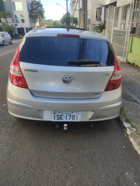 HYUNDAI I30 2.0 2011/2012 ALTERNATIVA VEÍCULOS LAJEADO / Carros no Vale