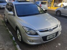 HYUNDAI I30 2.0 2011/2012 ALTERNATIVA VEÍCULOS LAJEADO / Carros no Vale